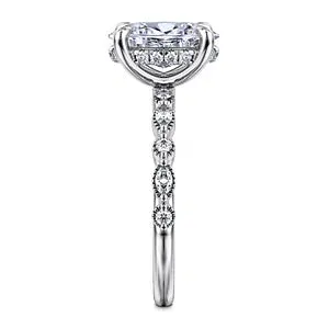 14K White Gold Oval Diamond Engagement Ring