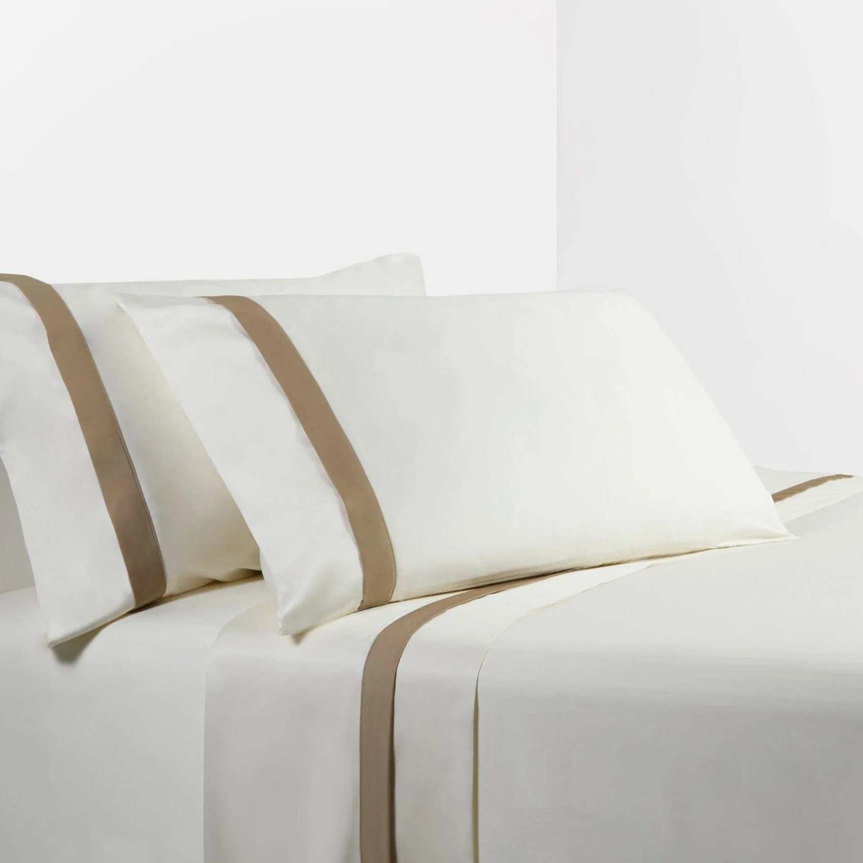 350TC Cream Sheet Set with Tan Flange