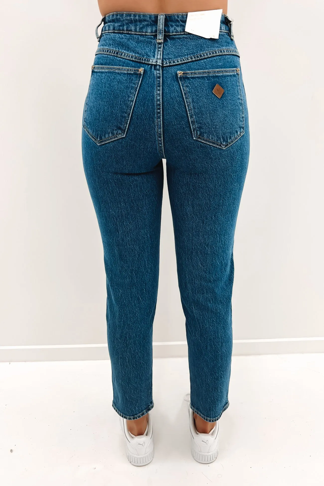 A 94 High Slim Jean Chantell Organic