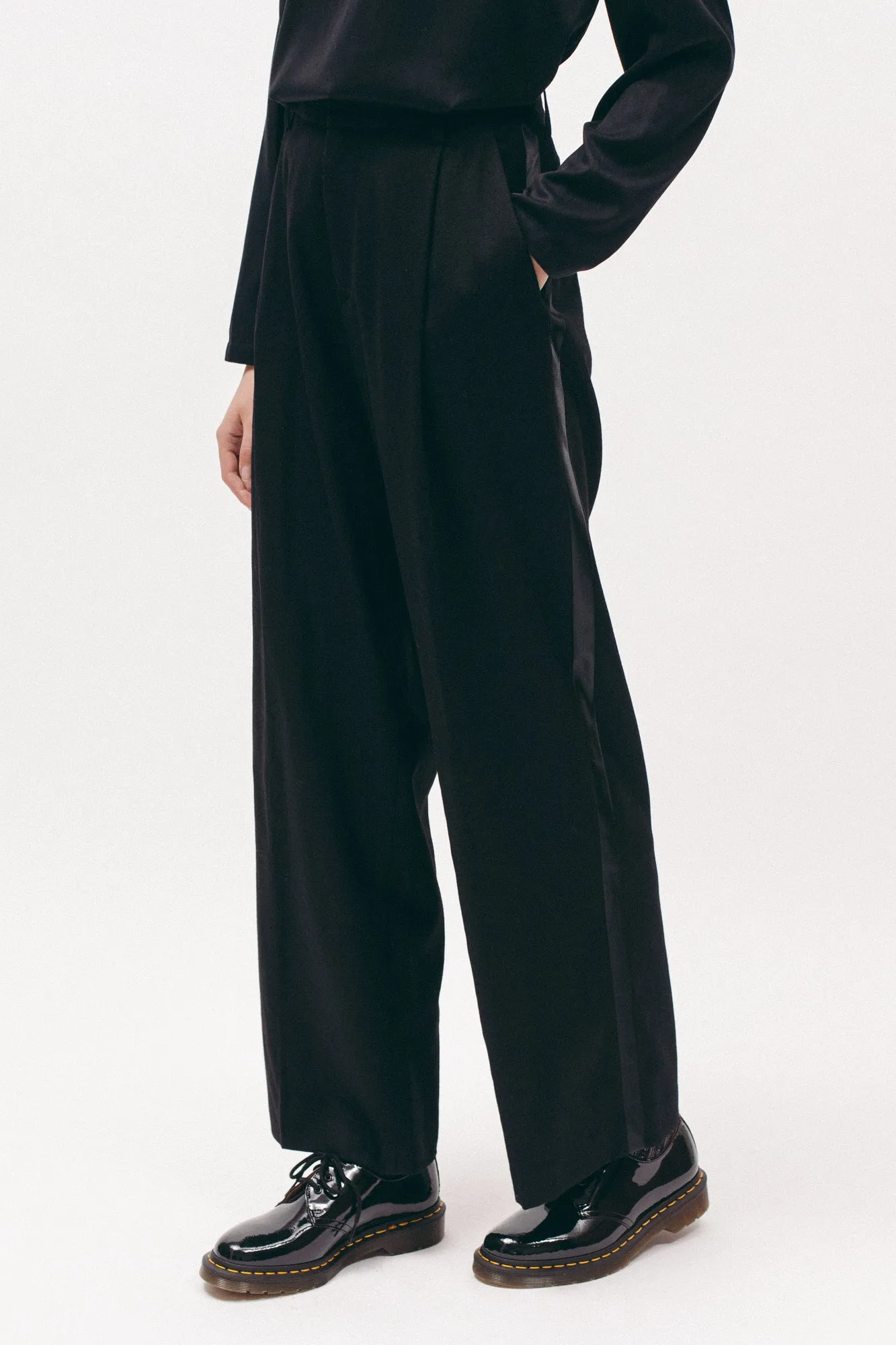Pleated Tuxedo Trouser - Black