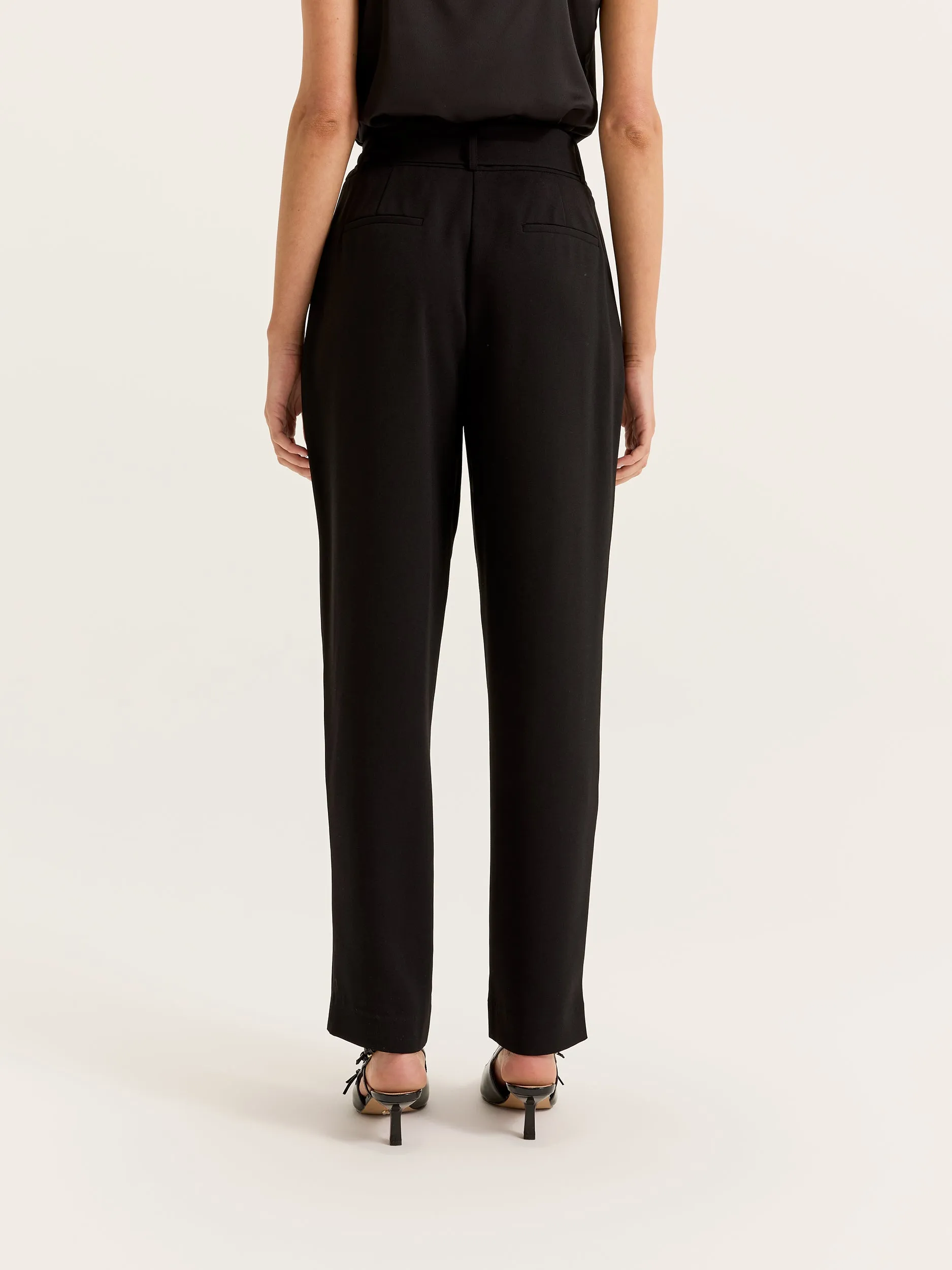 Valeria Crepe Pants